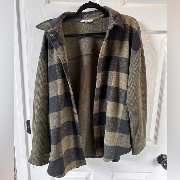 Steve Madden green and black plaid coat - Picture 2 of 5